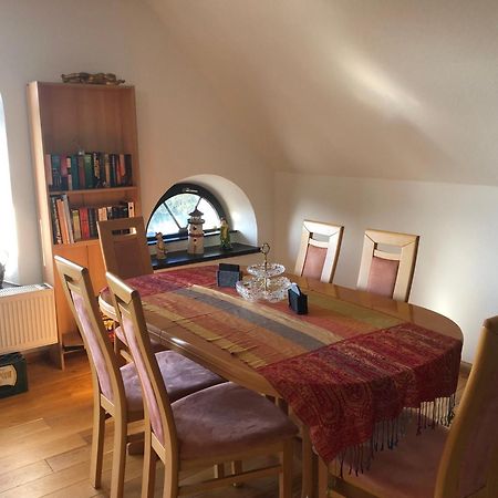 Neu Renovierte Wohnung In Alter Schule Hattgenstein Екстериор снимка
