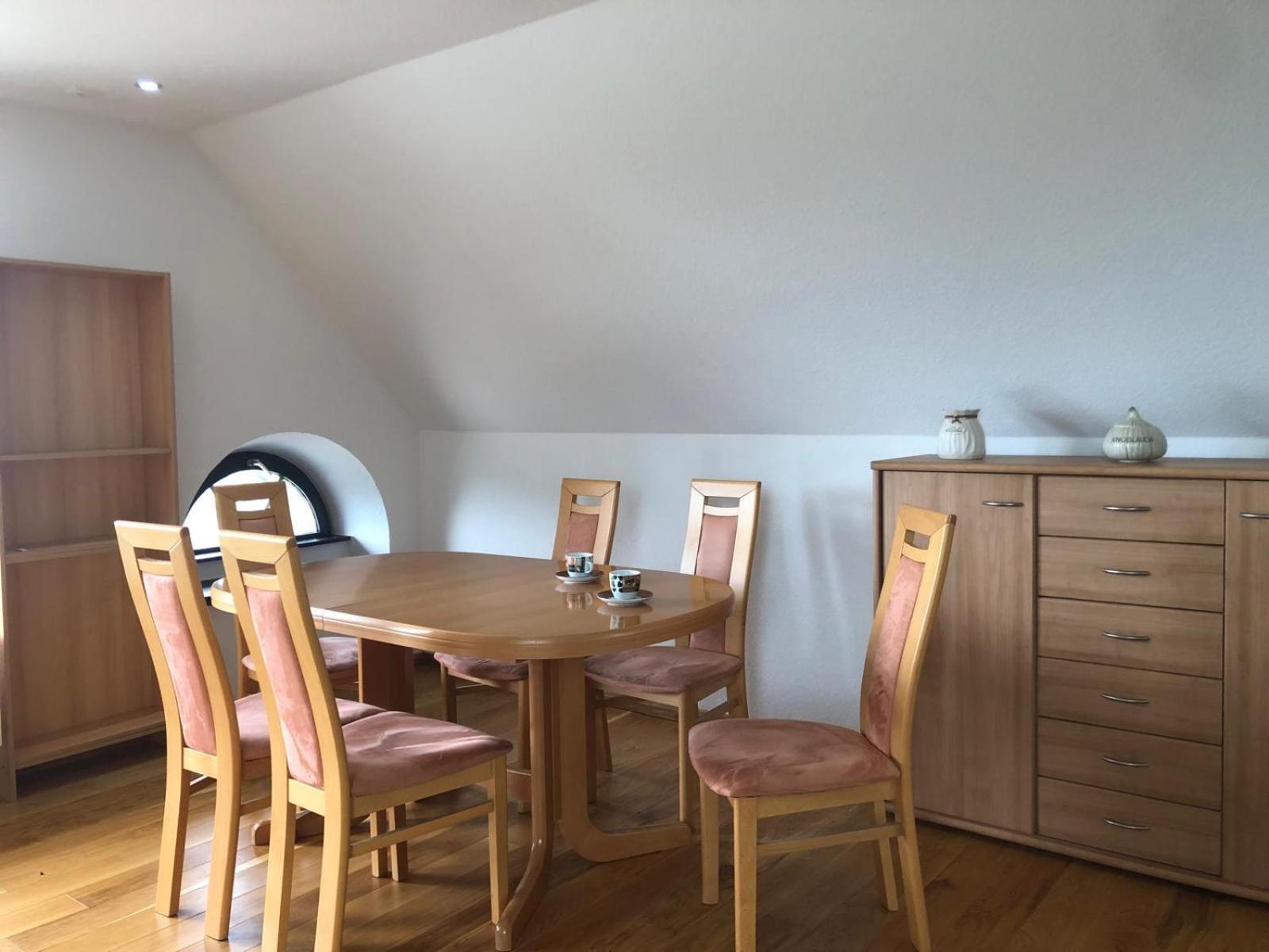 Neu Renovierte Wohnung In Alter Schule Hattgenstein Екстериор снимка